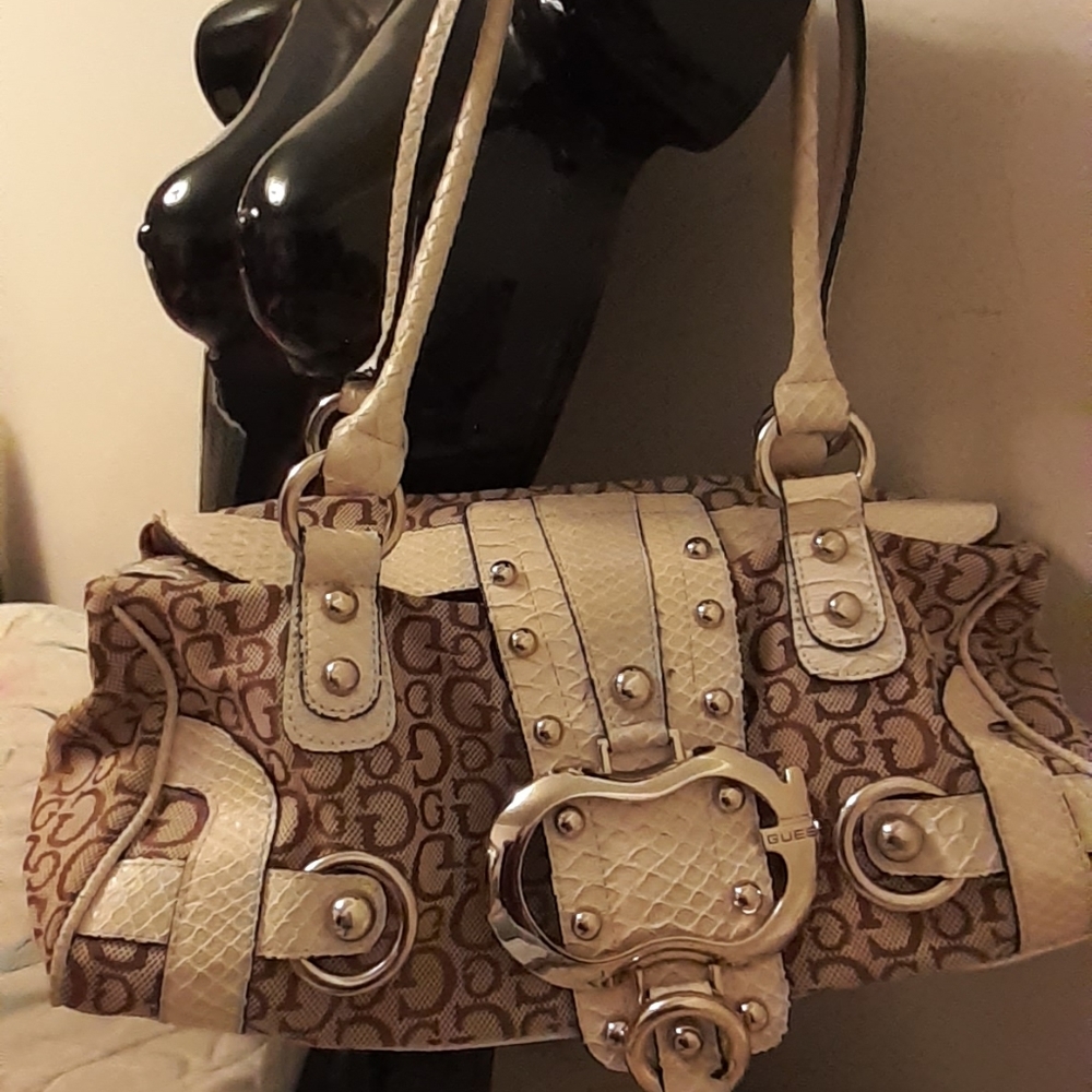 Guess ladies Shoulder purse